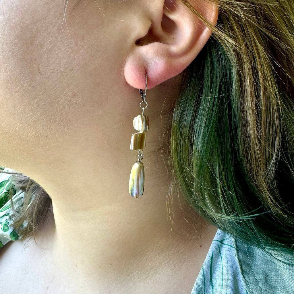 iridescent - earrings