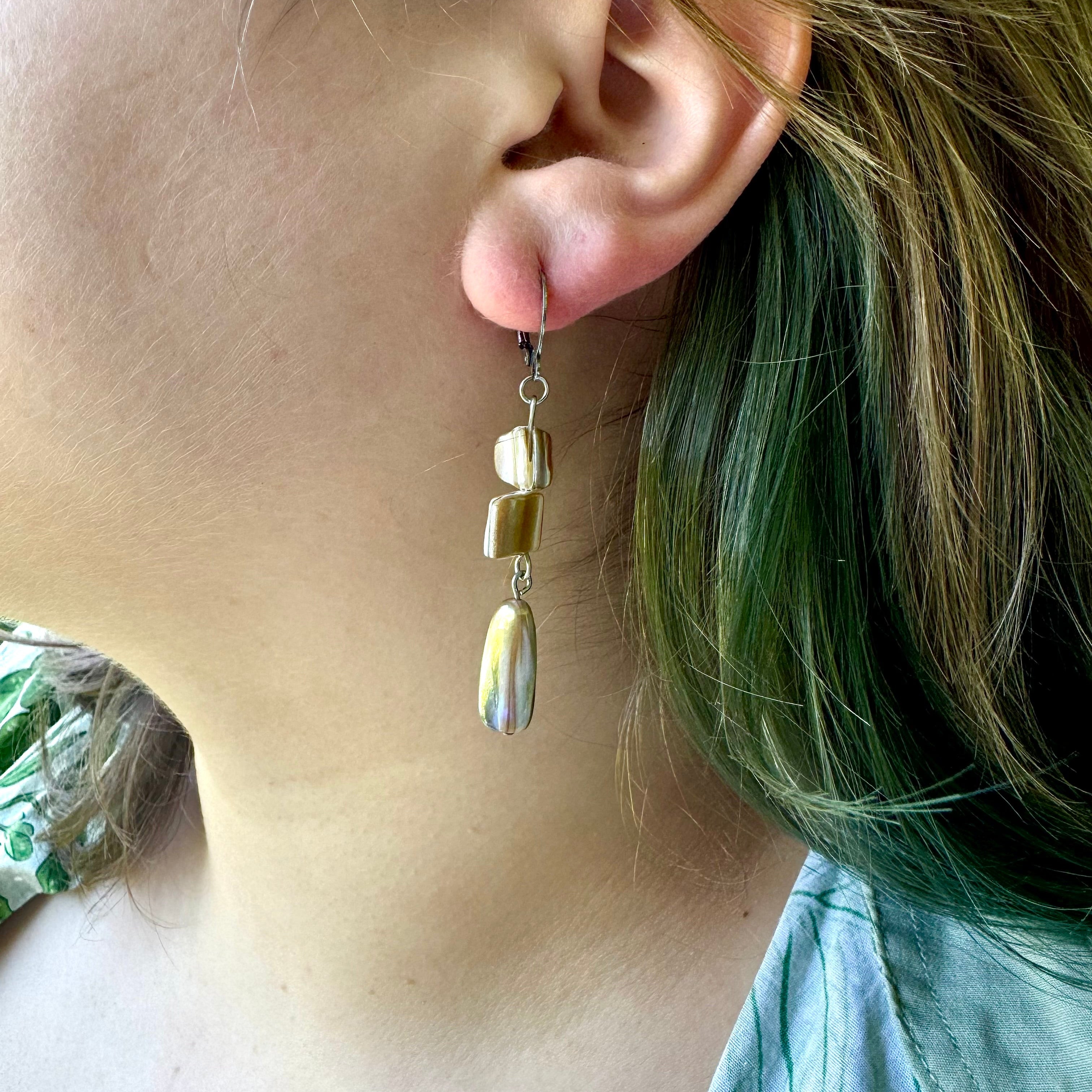 iridescent - earrings